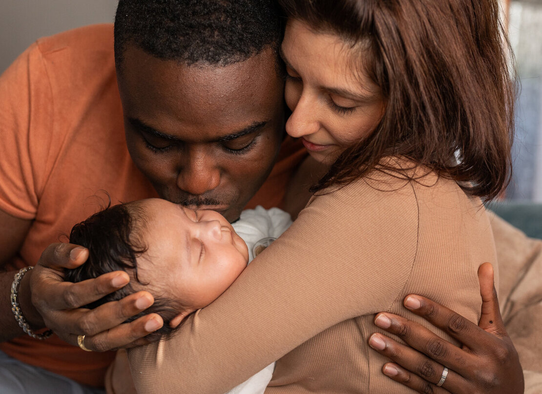 261008_baby-familie_glimmer-app_5924178_16-9.jpg