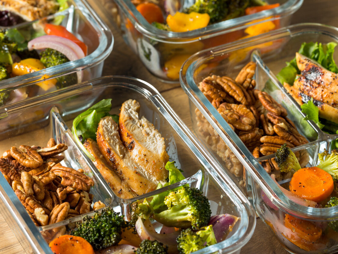 Homemade,Keto,Chicken,Meal,Prep,With,Veggies,In,A,Container