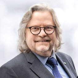 Das Foto zeigt Klaus Doubek.