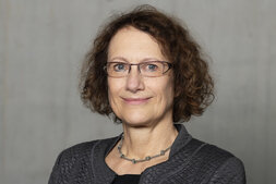 Das Foto zeigt Renate Schepker.